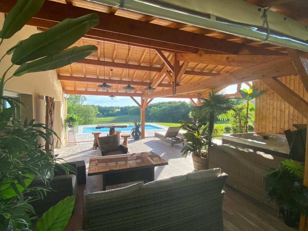 Le Refuge Des Epicuriens Villa Eymet Exterior photo