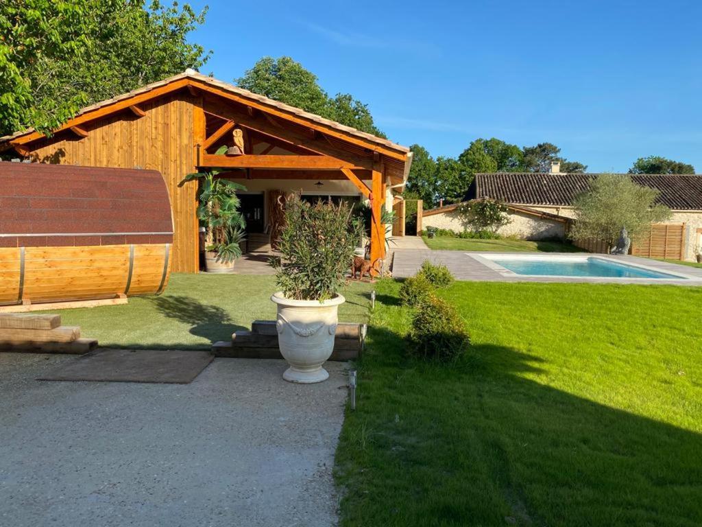 Le Refuge Des Epicuriens Villa Eymet Exterior photo
